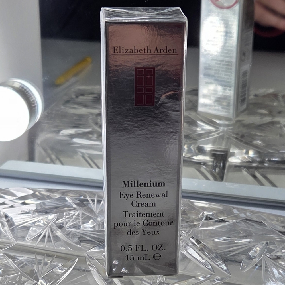 Elizabeth Arden Millenium Eye Renewal Cream 0.5 Oz 15ml New Sealed
